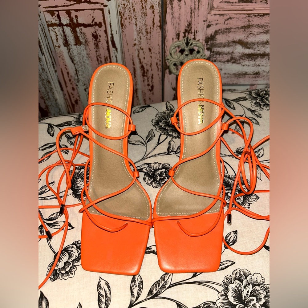 Fashion Nova Women’s Bold Orange Strappy Heels - Picture 3 of 6